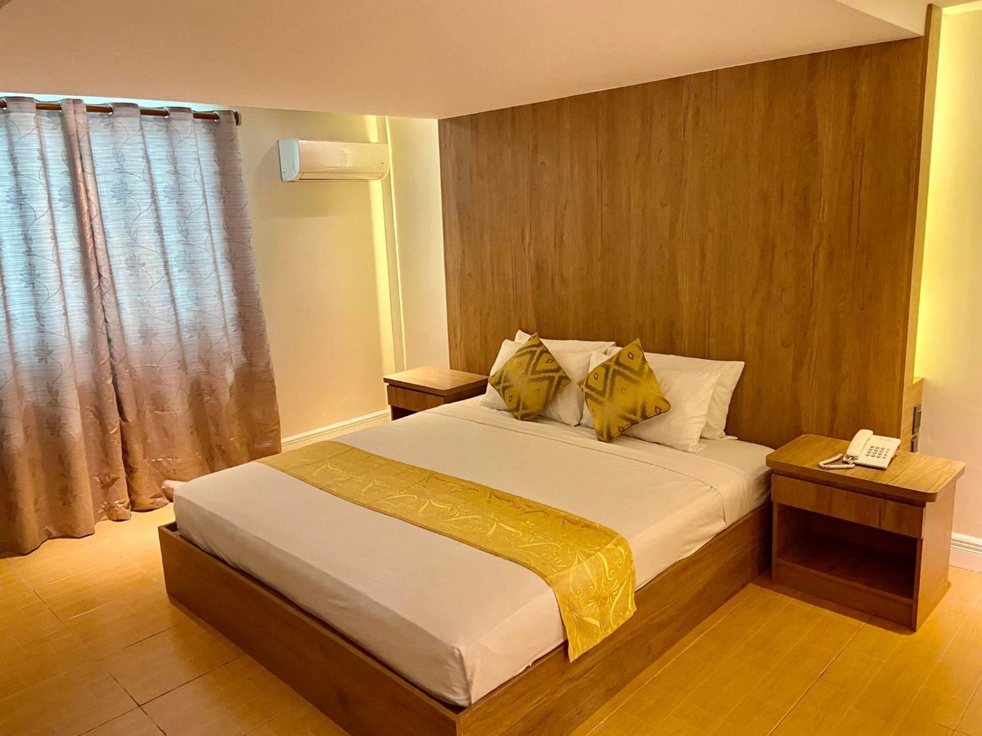 Hotel Euroasia By Bluebookers Angeles Dış mekan fotoğraf